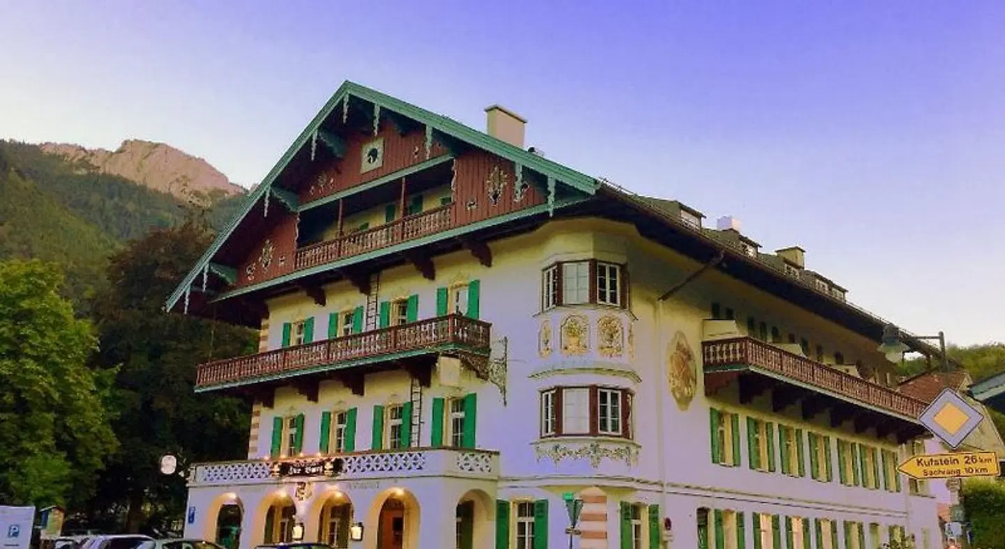 Burghotel Aschau EXTERIOR