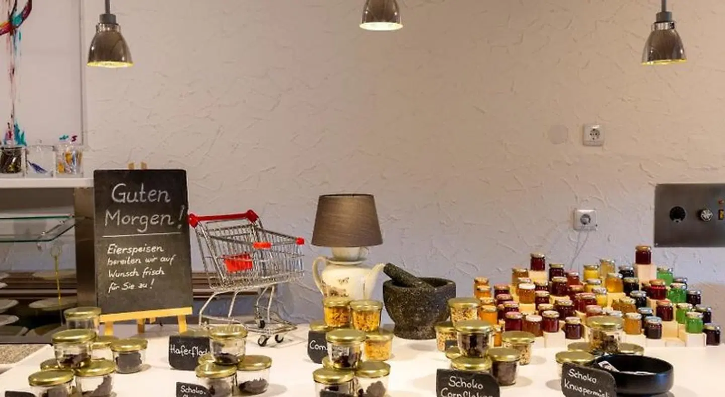 Brigitte LOUNGE_LOBBY