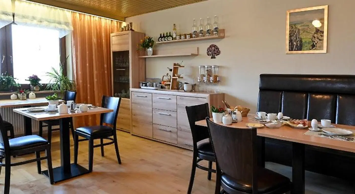 Schoepke Pension Restaurant