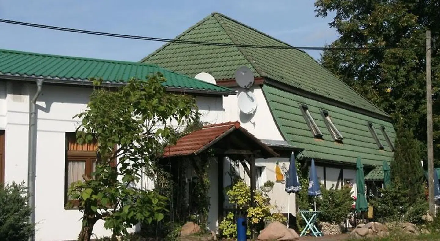 Klaps Liebling EXTERIOR