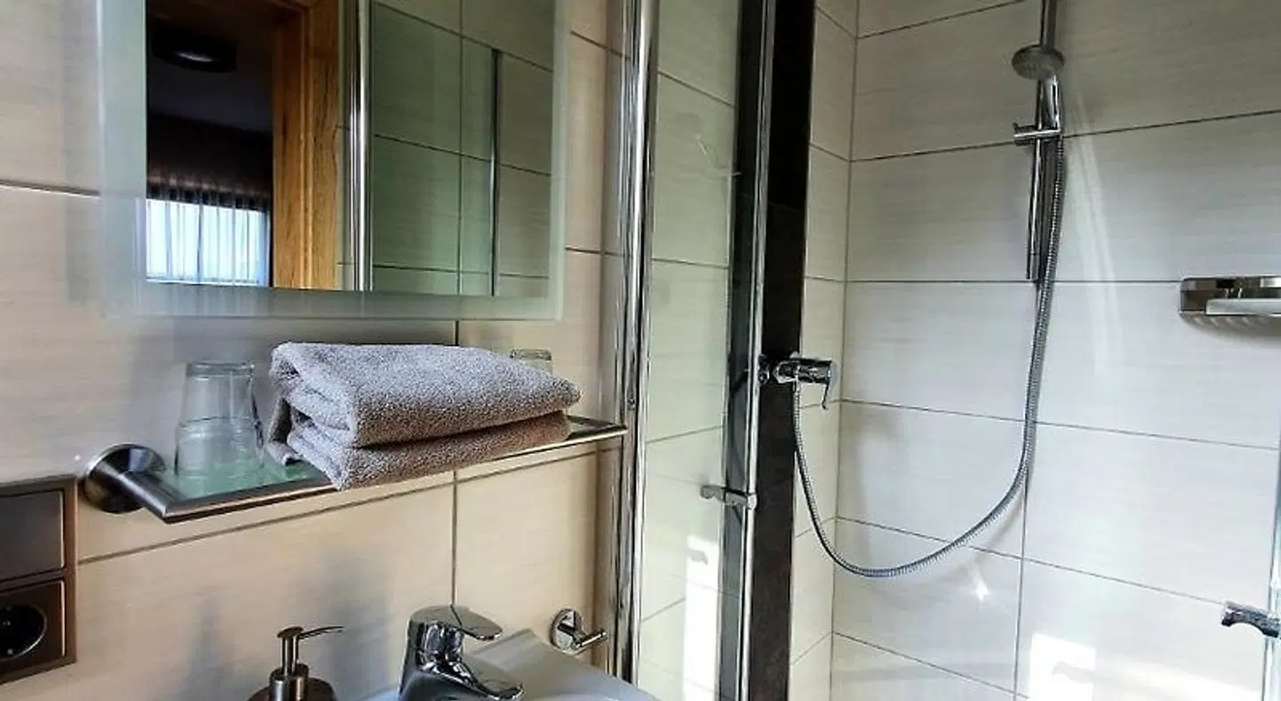 Alte Schreinerei Badezimmer