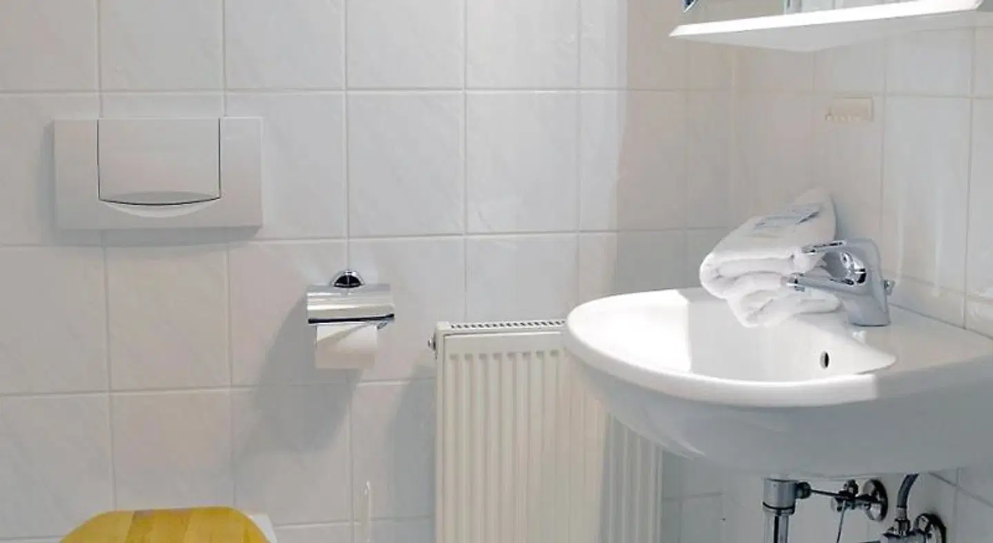 Hotel am Liepnitzsee Badezimmer