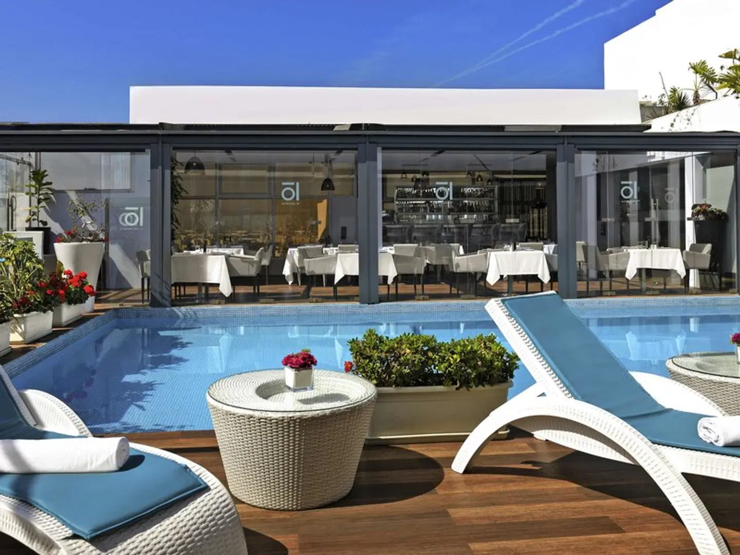 Mövenpick Hotel Casablanca OUTDOOR_POOL