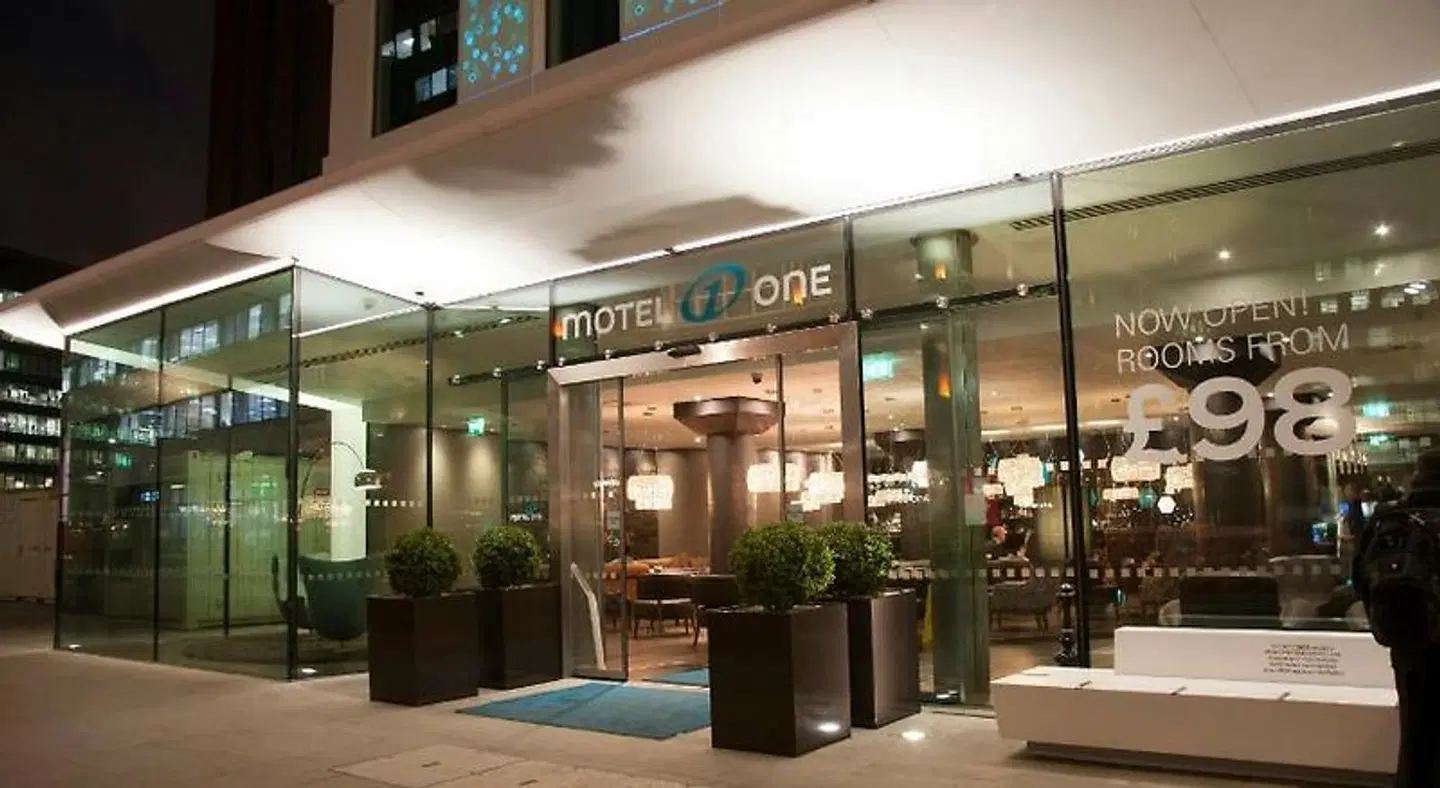 Motel One London-Tower Hill EXTERIOR