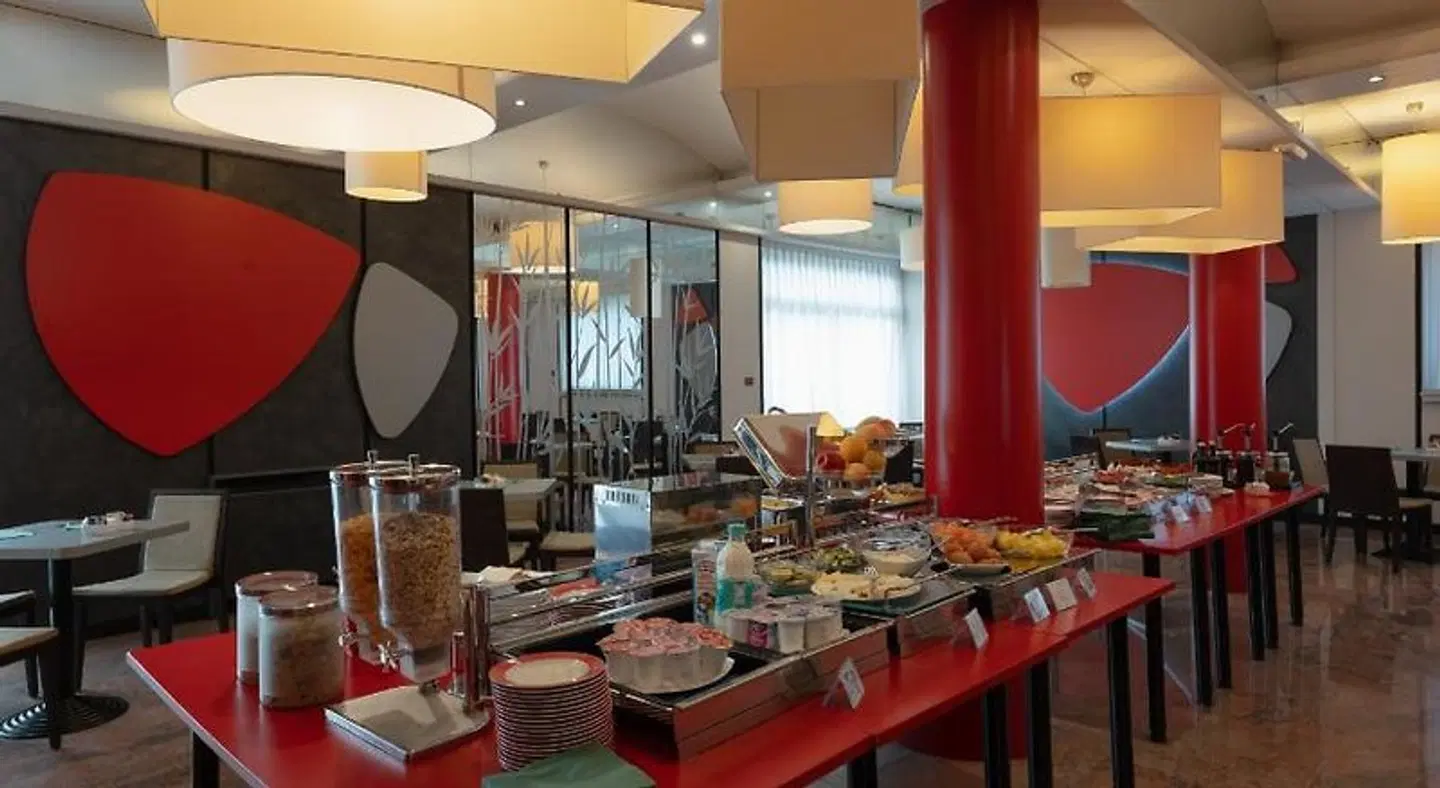 Ibis Styles Parma Toscanini Restaurant