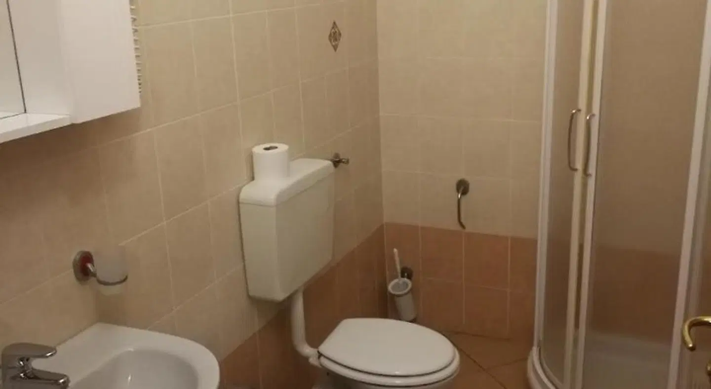 ALBERGO DELLA STAZIONE Badezimmer