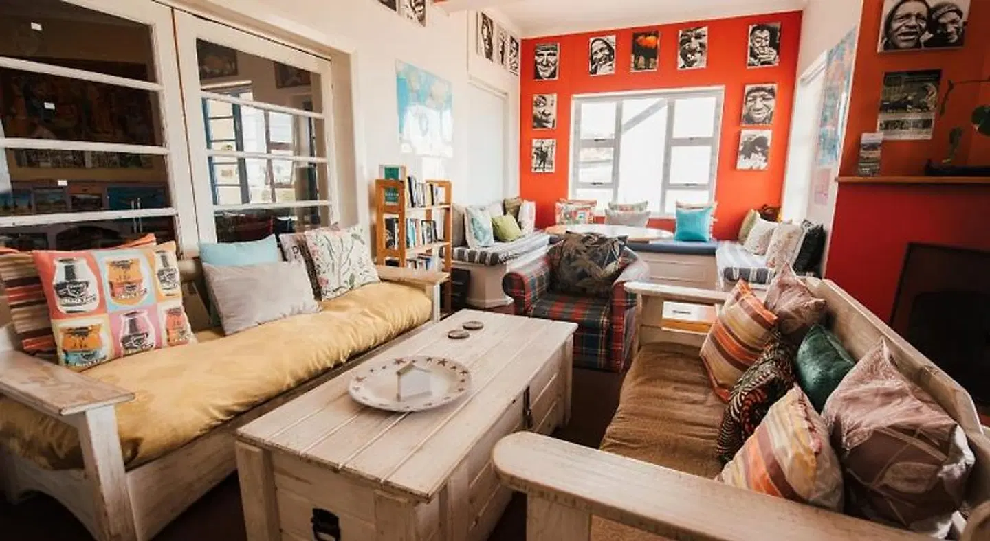 Hermanus Backpackers & Budget Accommodation Restaurant