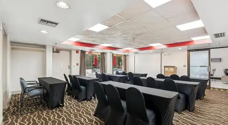 Ramada by Wyndham Temple Terrace/Tampa North – Hotelfoto