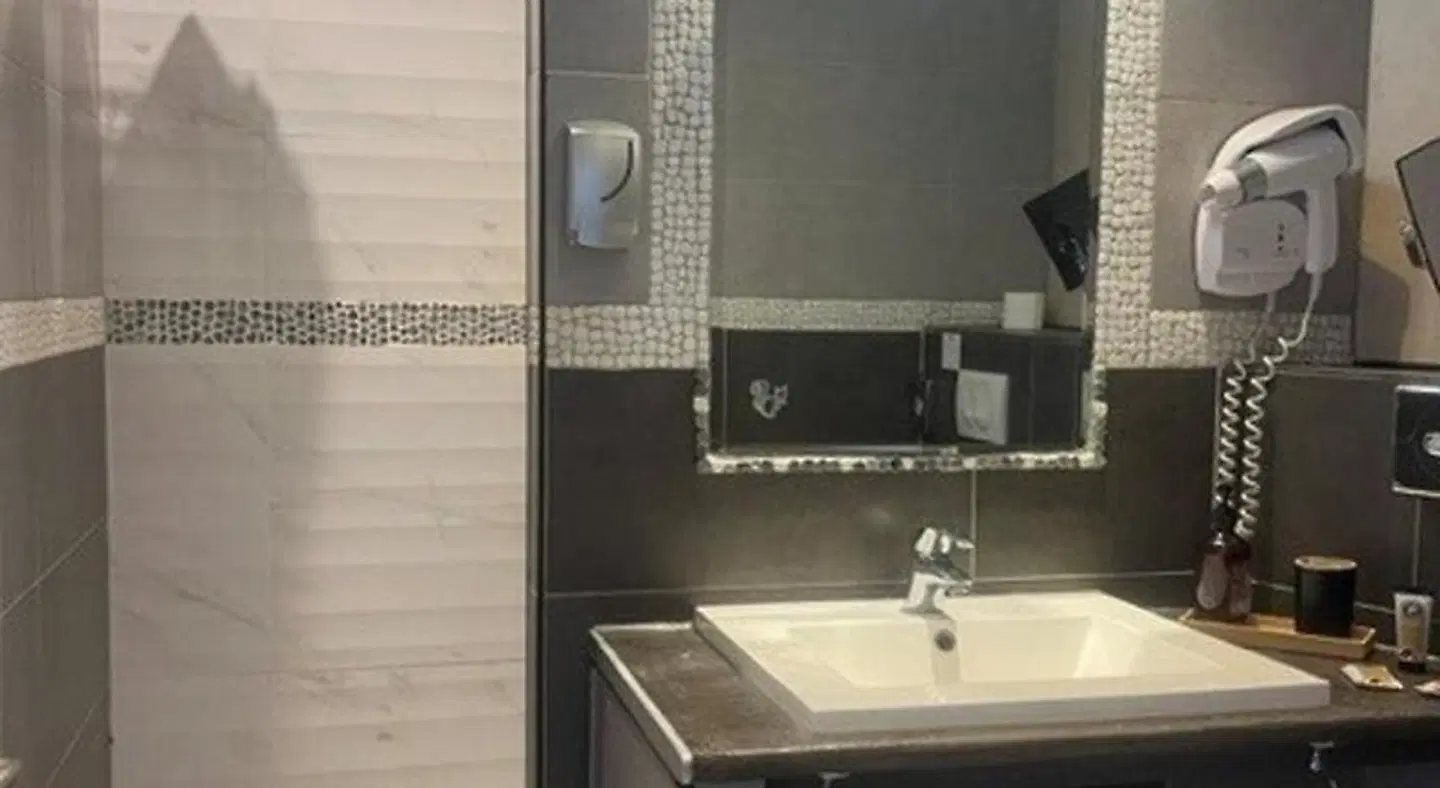 Le Mas Des Ecureuils Badezimmer