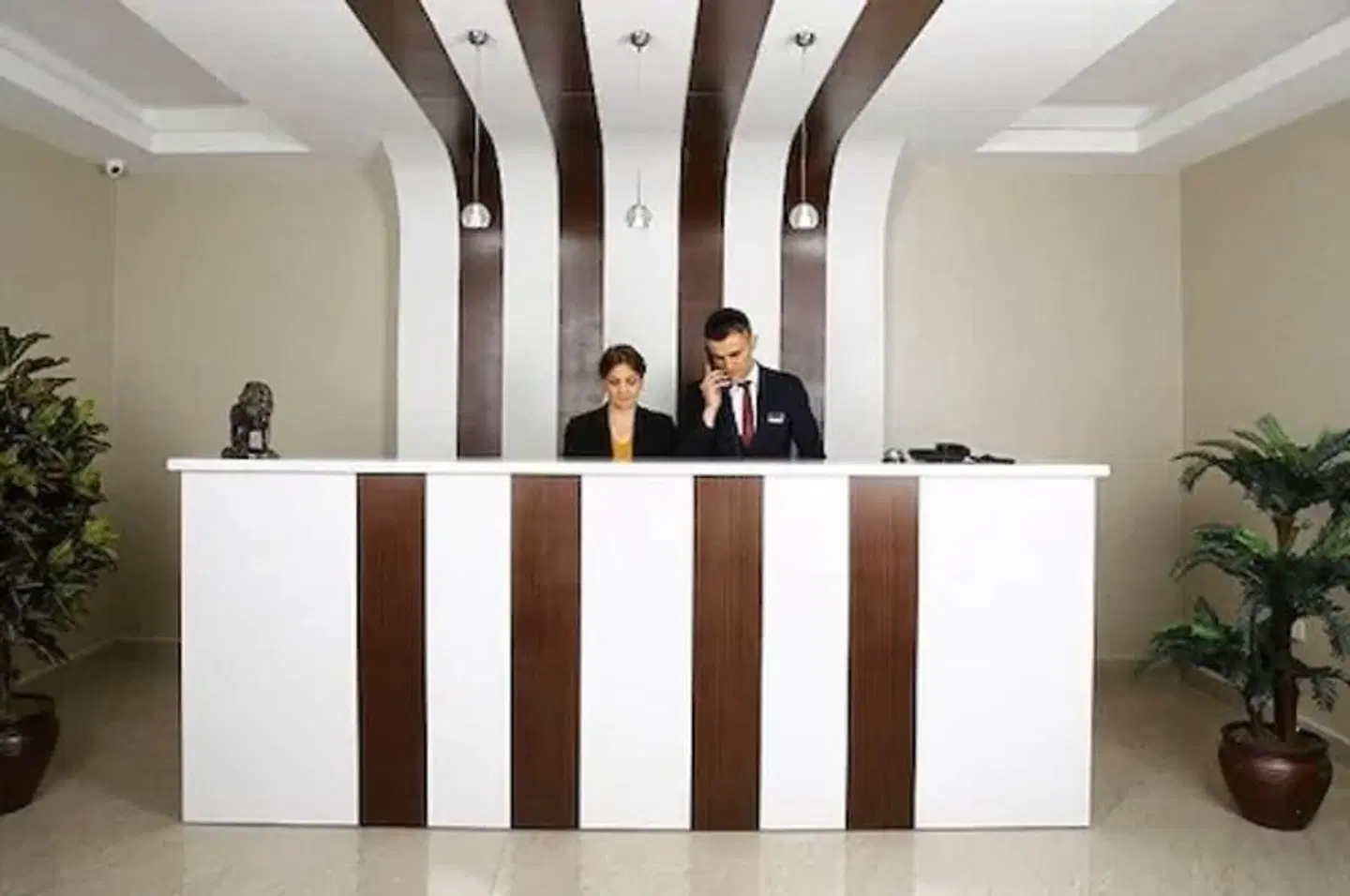 Golden Lounge Hotel LOUNGE_LOBBY