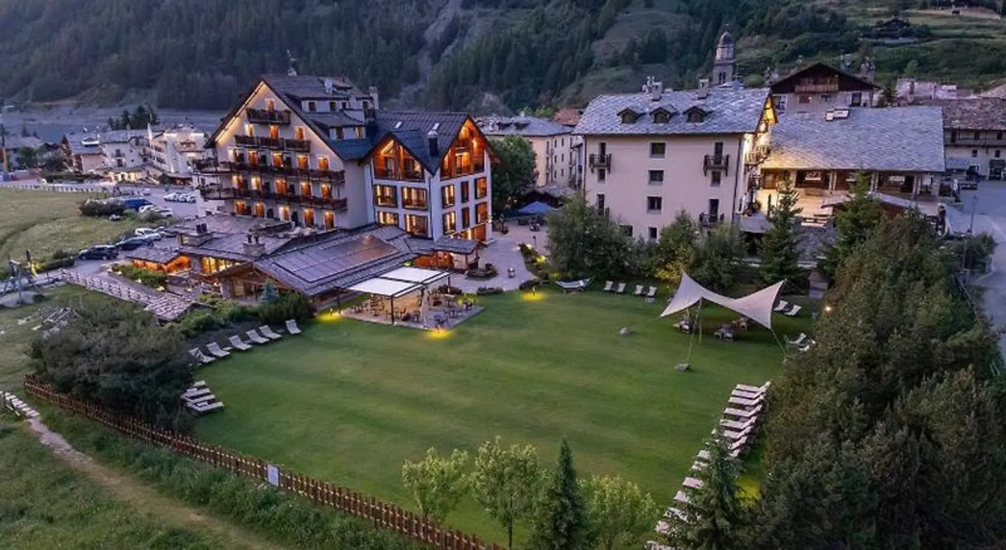 Sant'Orso & Wellness Le Bois EXTERIOR