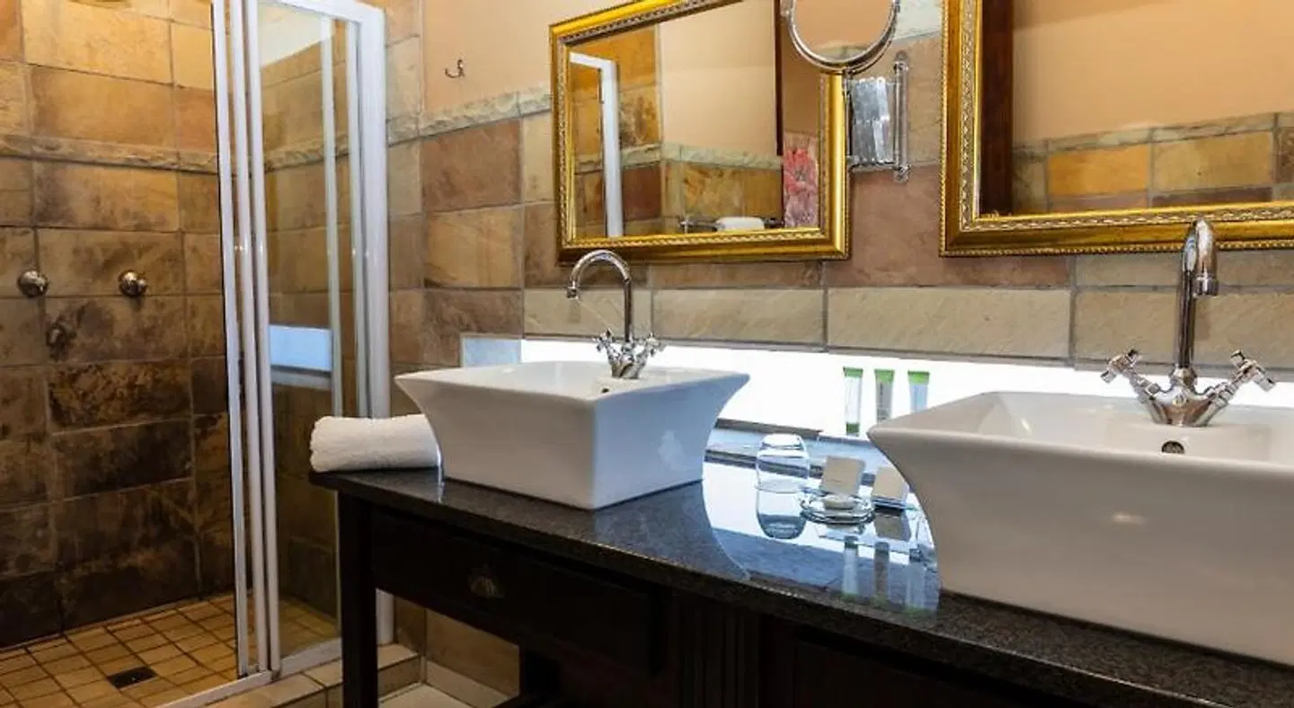 Anta Boga Hotel Badezimmer