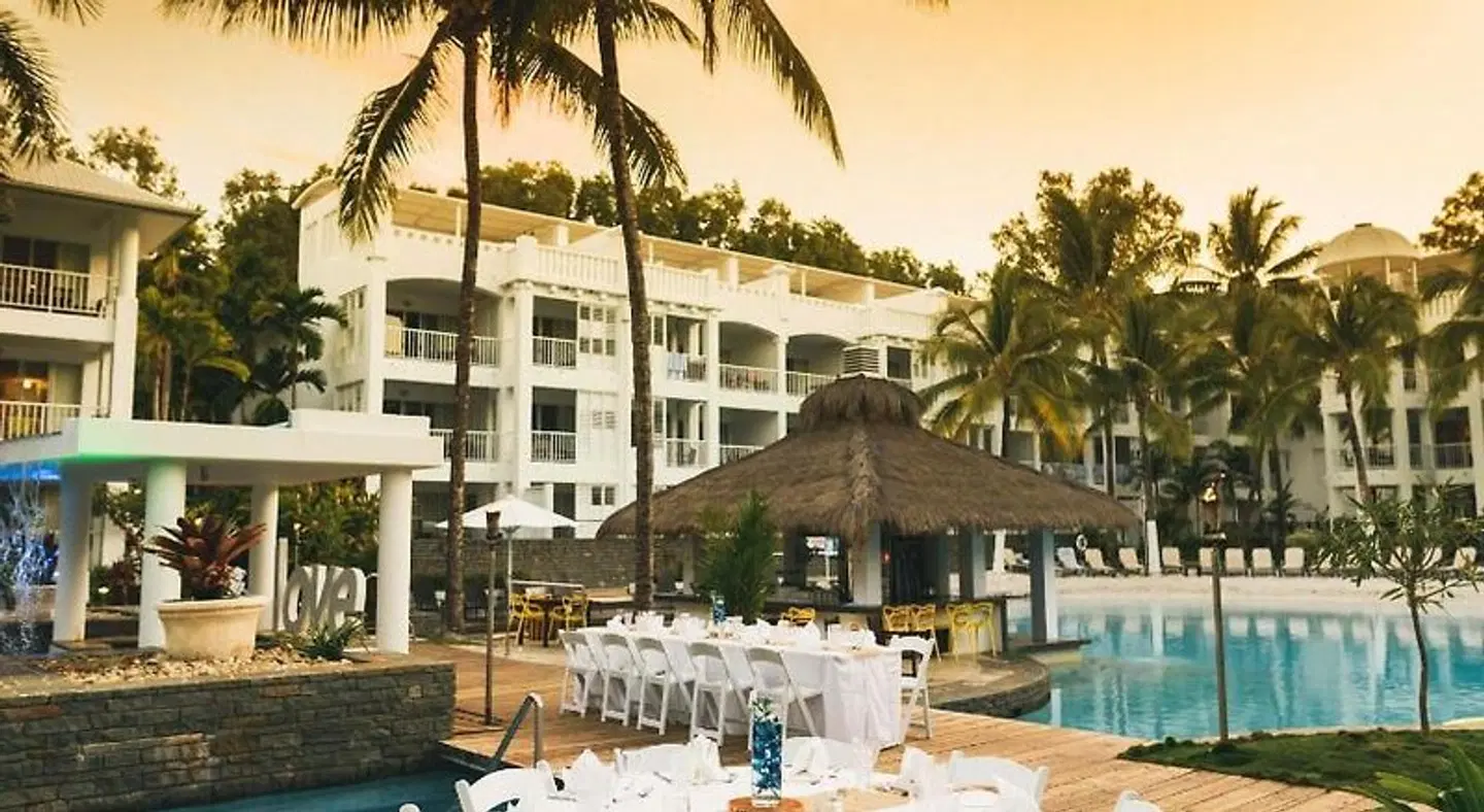 Peppers Beach Club & Spa OUTDOOR_POOL