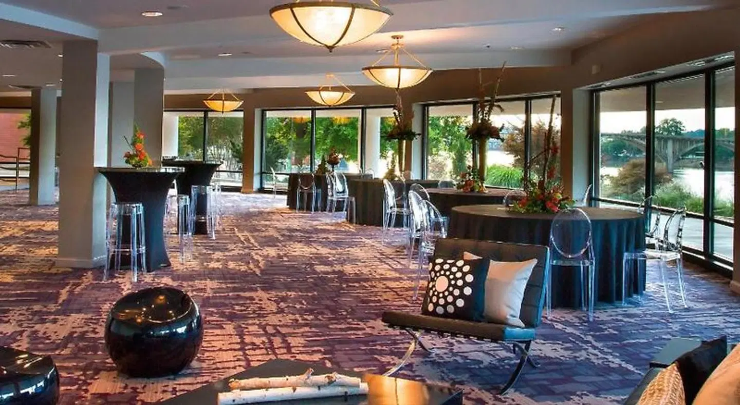 Little Rock Marriott LOUNGE_LOBBY