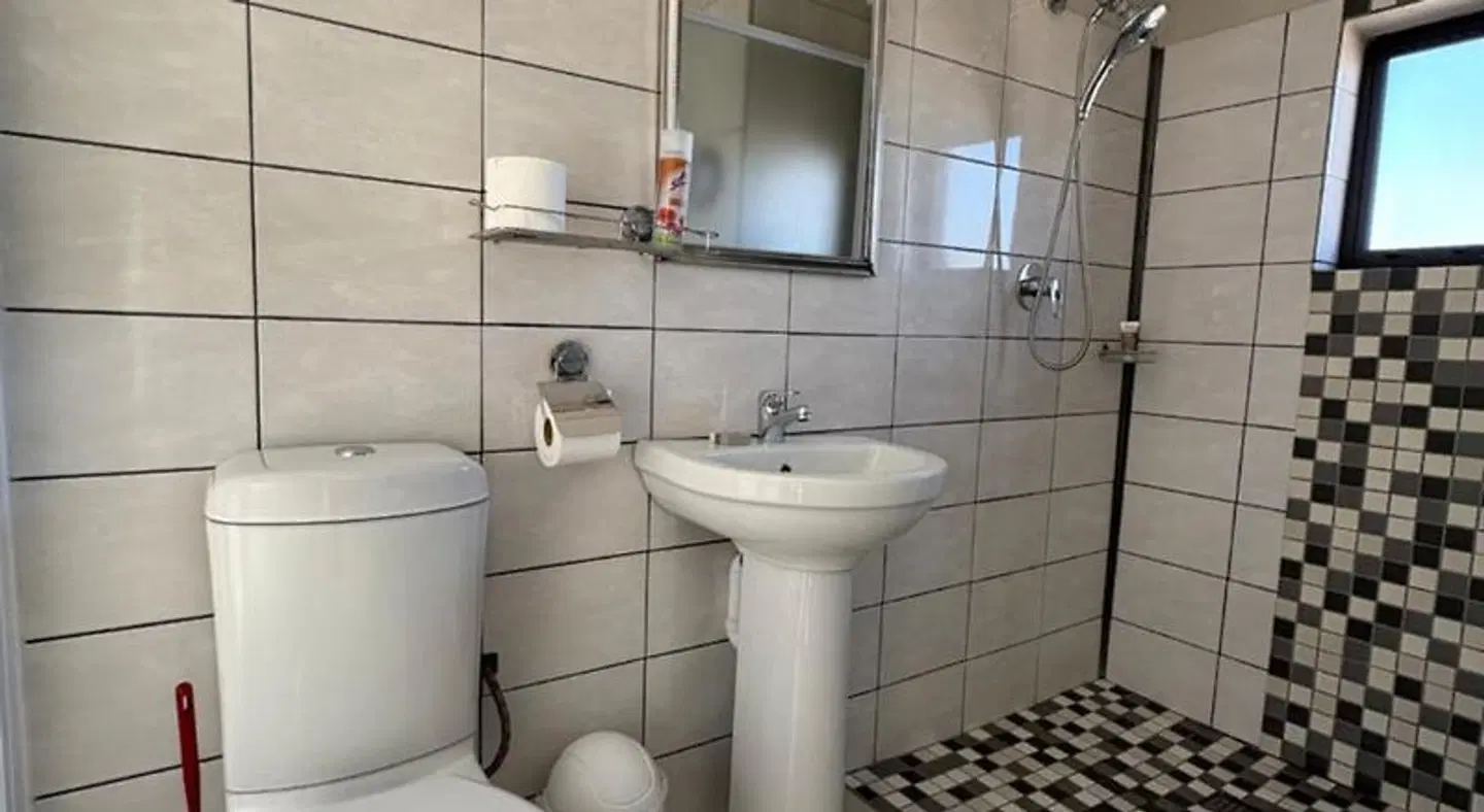 Le Blue Guesthouse Badezimmer