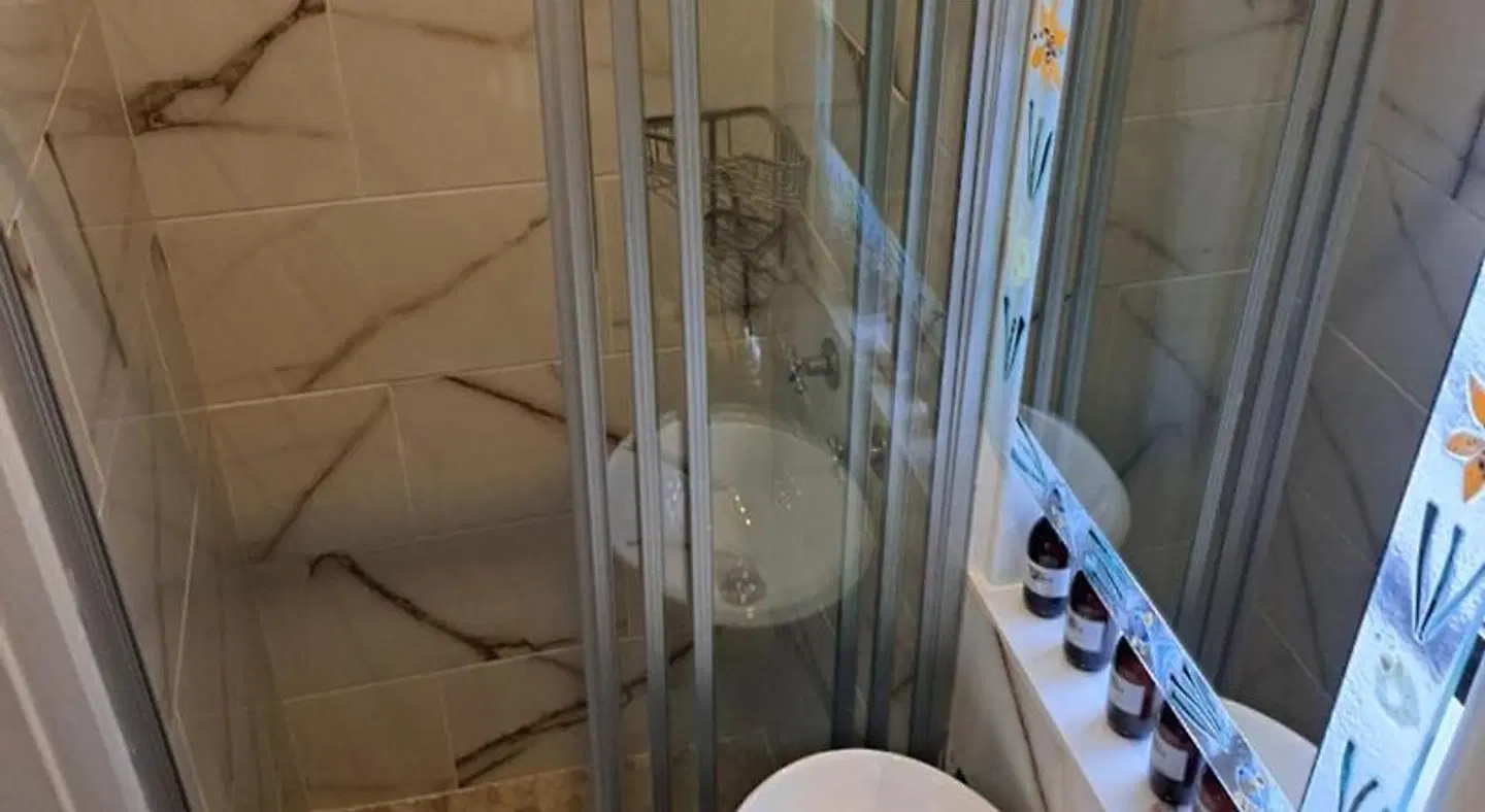 Khashamongo Guesthouse Badezimmer