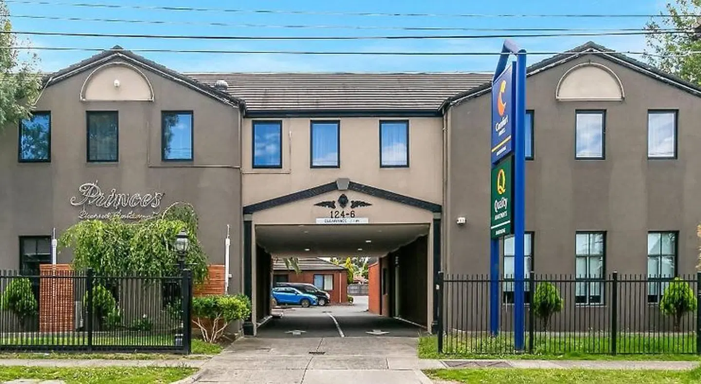 Comfort Inn Dandenong EXTERIOR