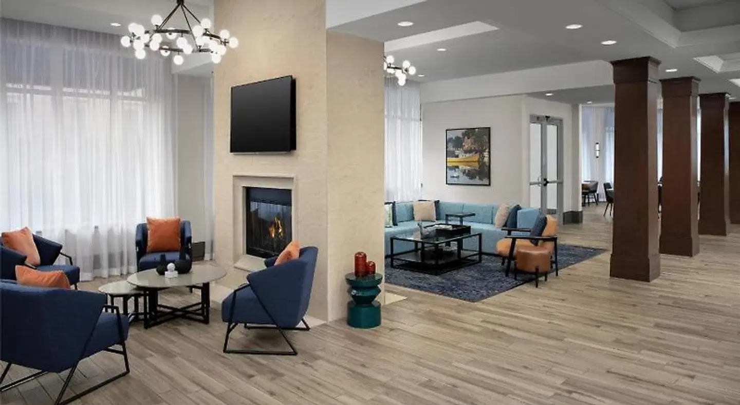 Hilton Garden Inn Portsmouth Downtown LOUNGE_LOBBY