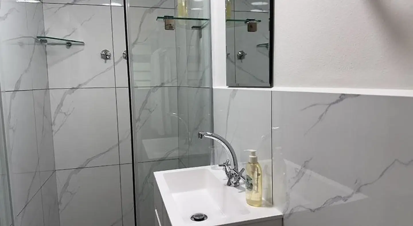 Old Oak Guest House Badezimmer