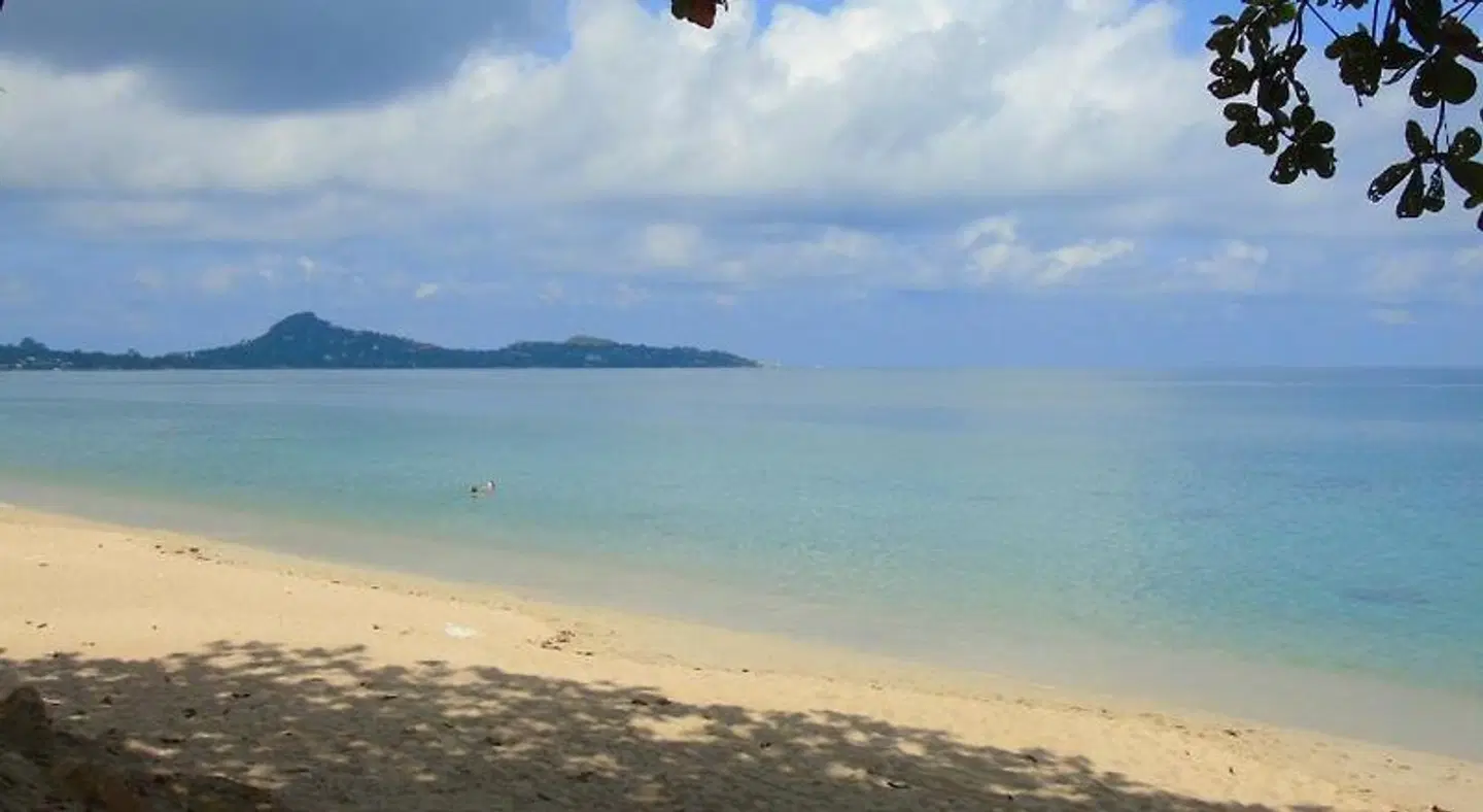 White Sand Samui Resort Strand