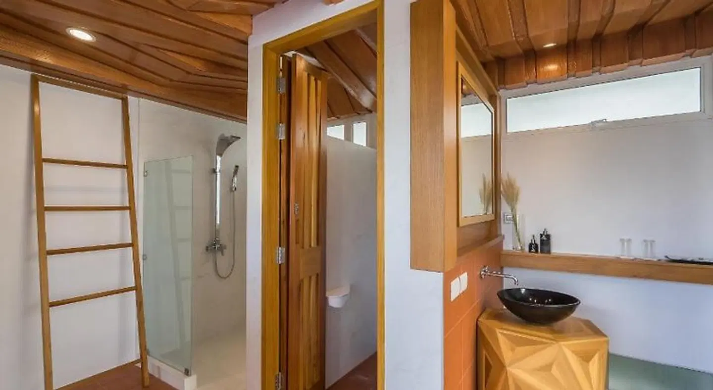White Sand Samui Resort Badezimmer