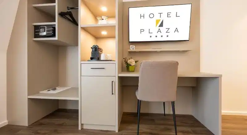 Plaza – Hotelfoto