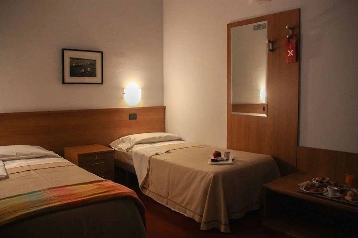 Lux ROOM_EXAMPLE