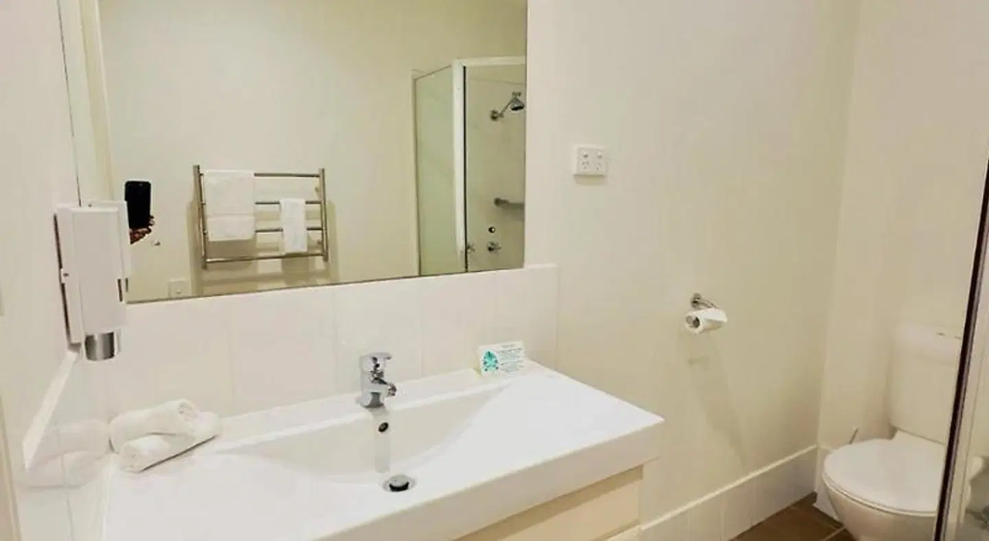 Merivale Motel Badezimmer
