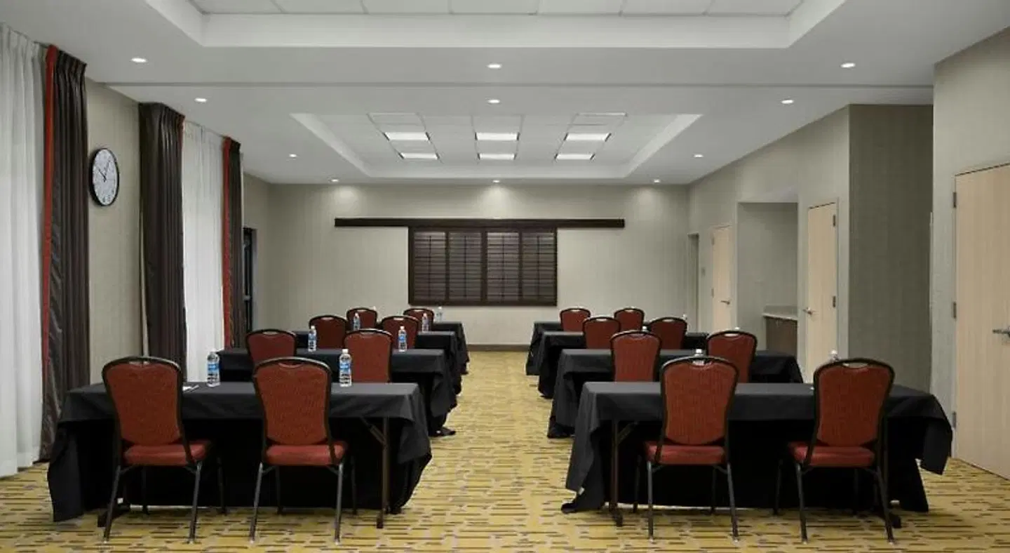 Fairfield Inn & Suites Moscow Konferenz