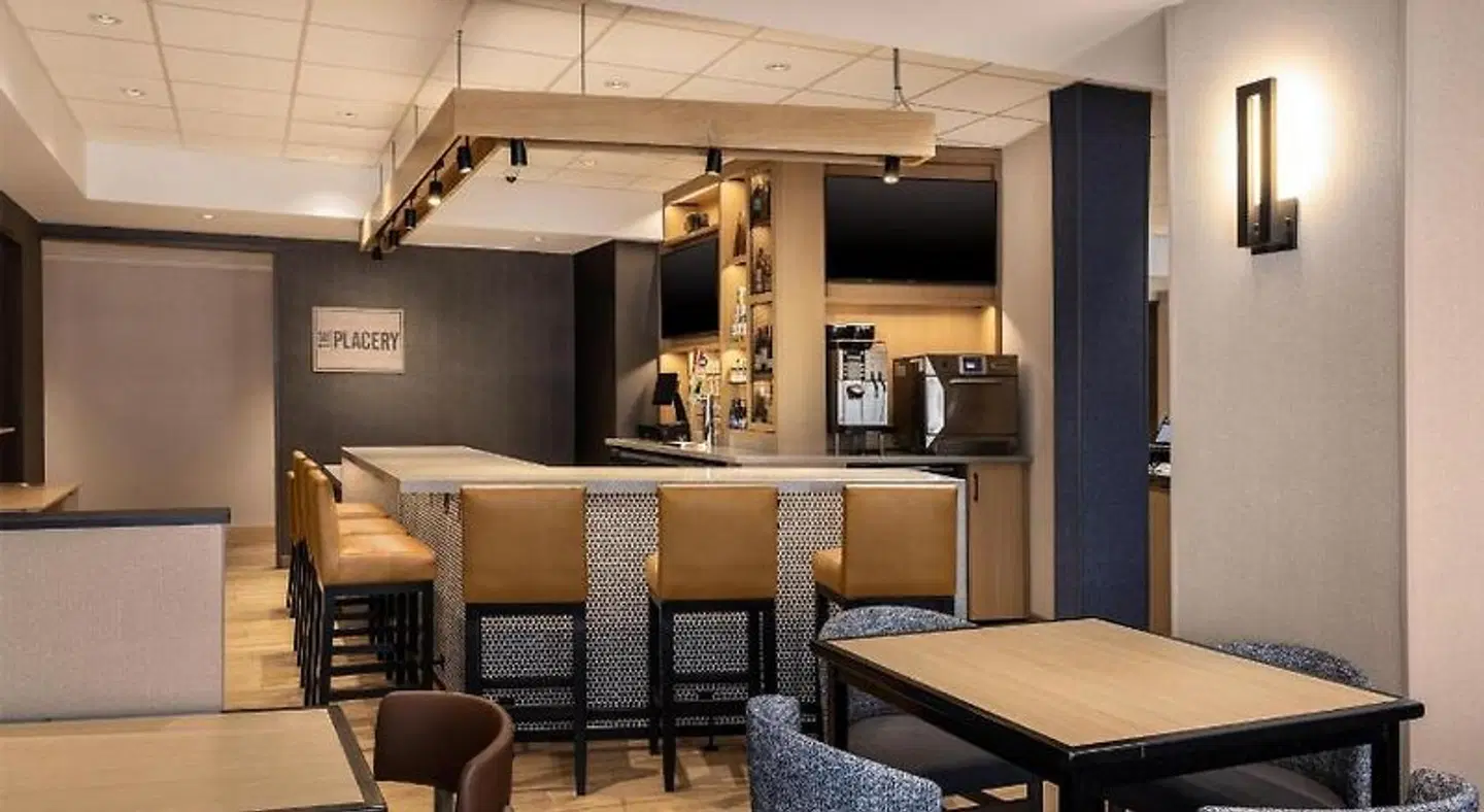 Hyatt Place Dublin ROOM_EXAMPLE