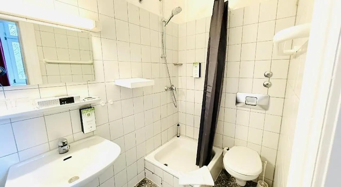 Pelli Hof Badezimmer