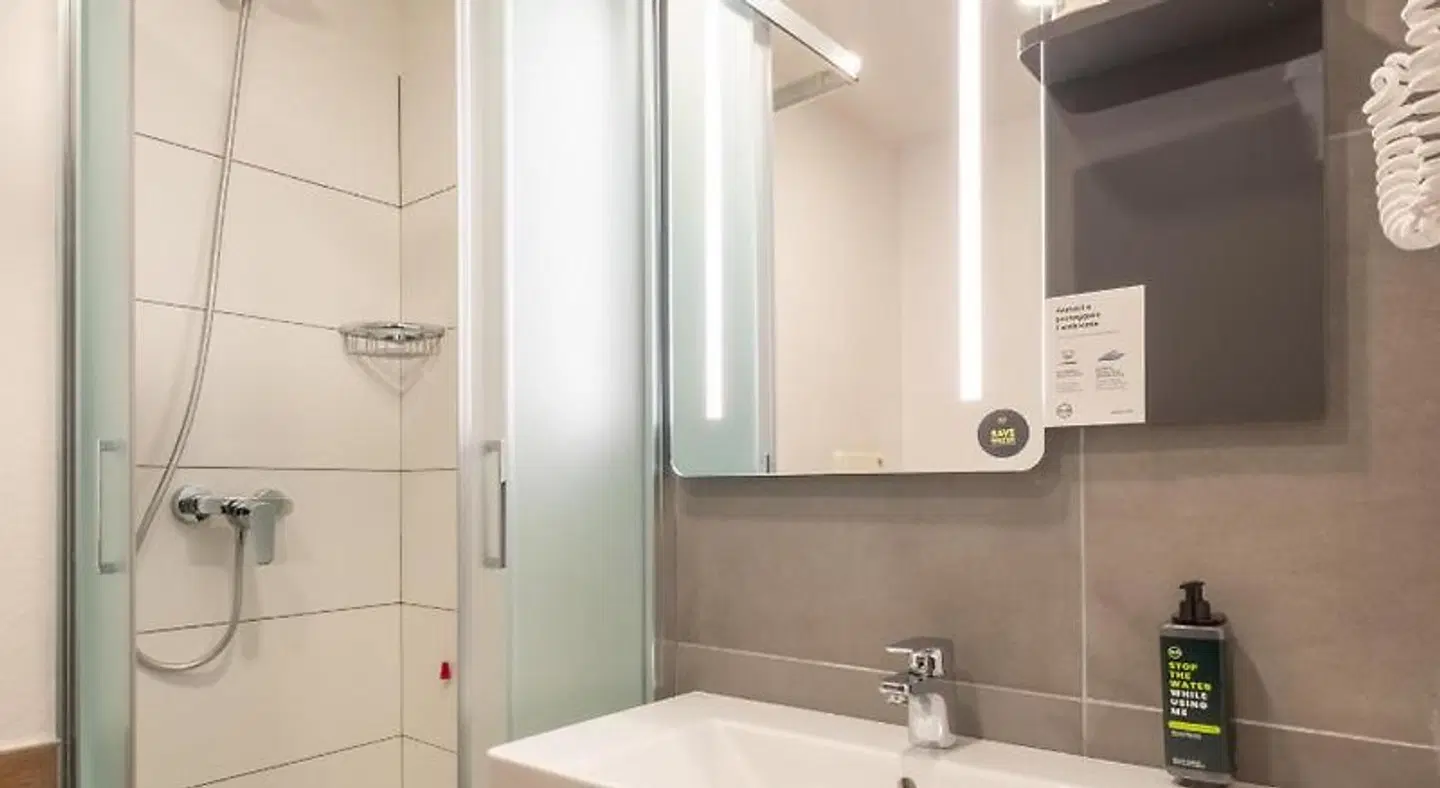 Hotel B&B Mantova Badezimmer