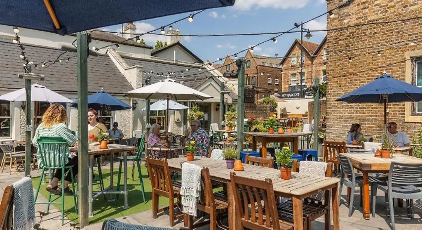 Dukes Head Hotel Terrasse