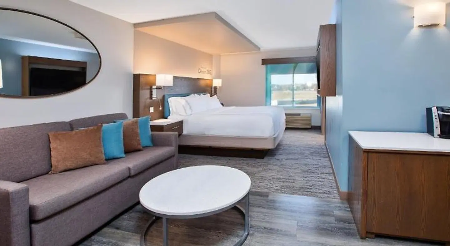 EVEN Hotel Ann Arbor by IHG LOUNGE_LOBBY