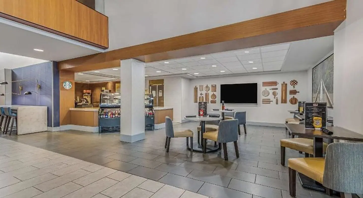 Embassy Suites by Hilton Detroit Metro Airport LOUNGE_LOBBY