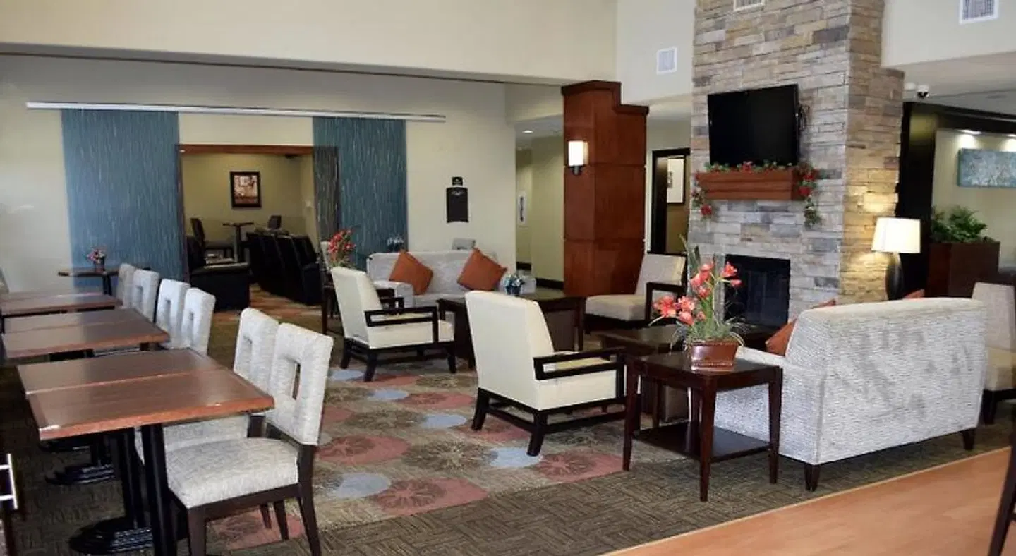 Staybridge Suites Houston Stafford - Sugar Land by IHG LOUNGE_LOBBY