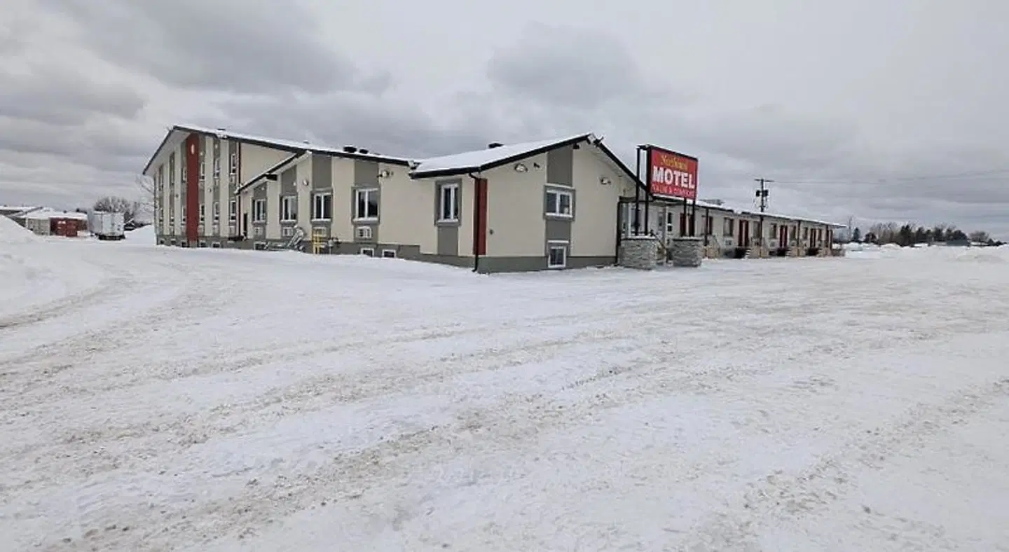 Northland Motel EXTERIOR