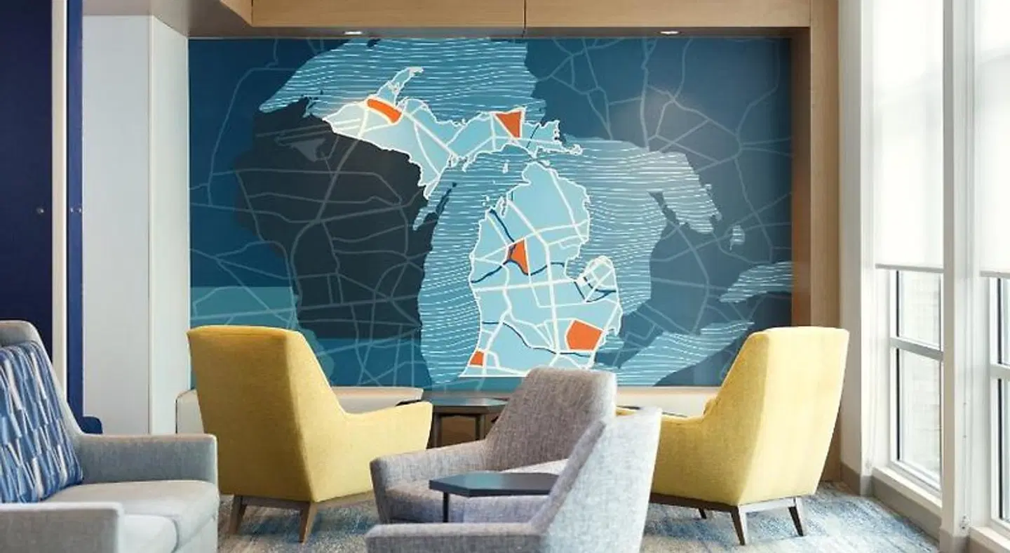 Holiday Inn Express & Suites Austin South by IHG Hallenbad