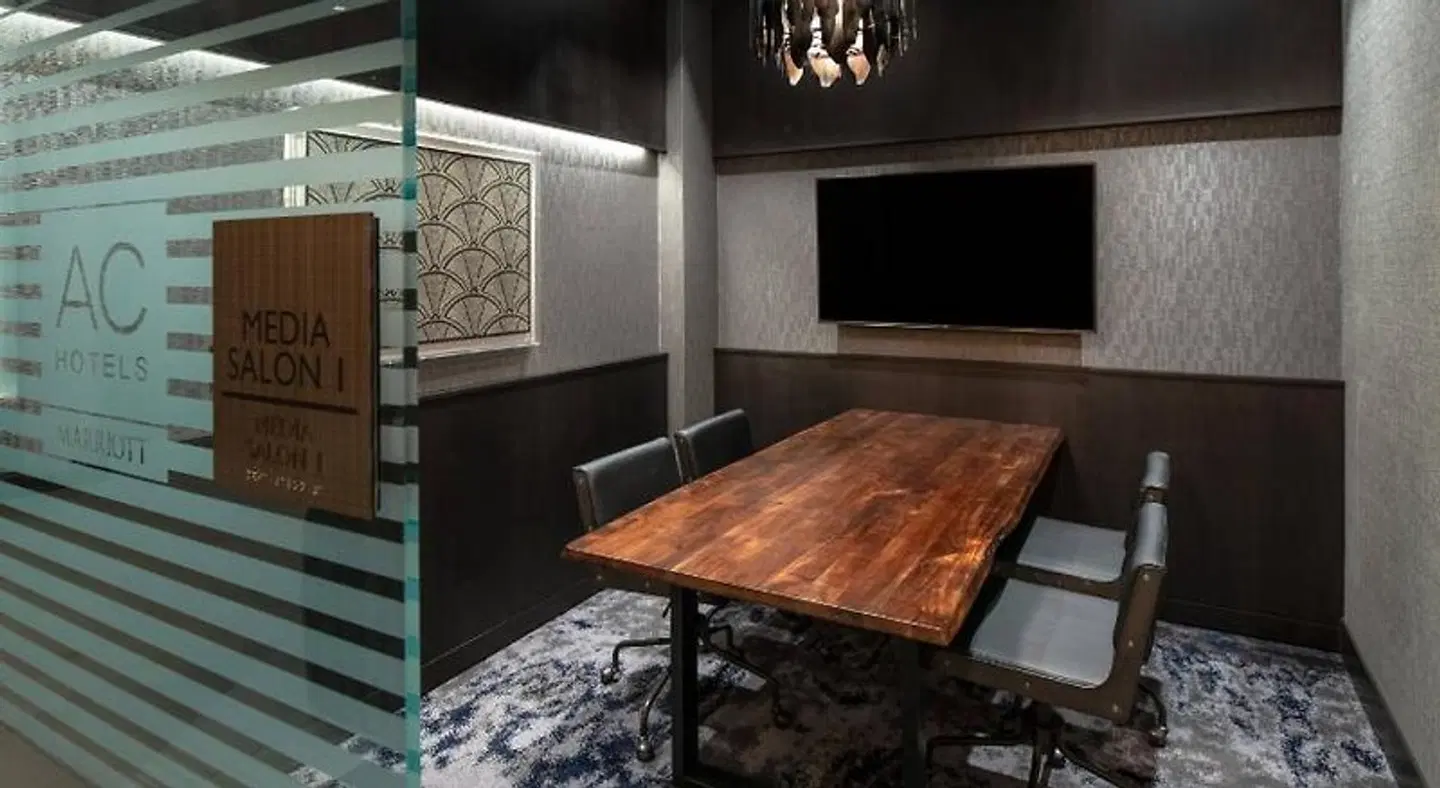 AC Hotel by Marriott Portsmouth Downtown/Waterfront ROOM_EXAMPLE