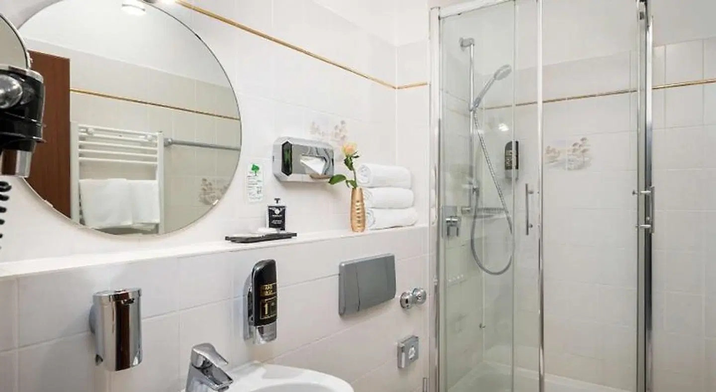 Arthotel ANA Gold Badezimmer
