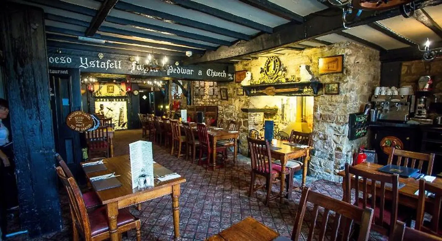 The Black Boy Inn Bar