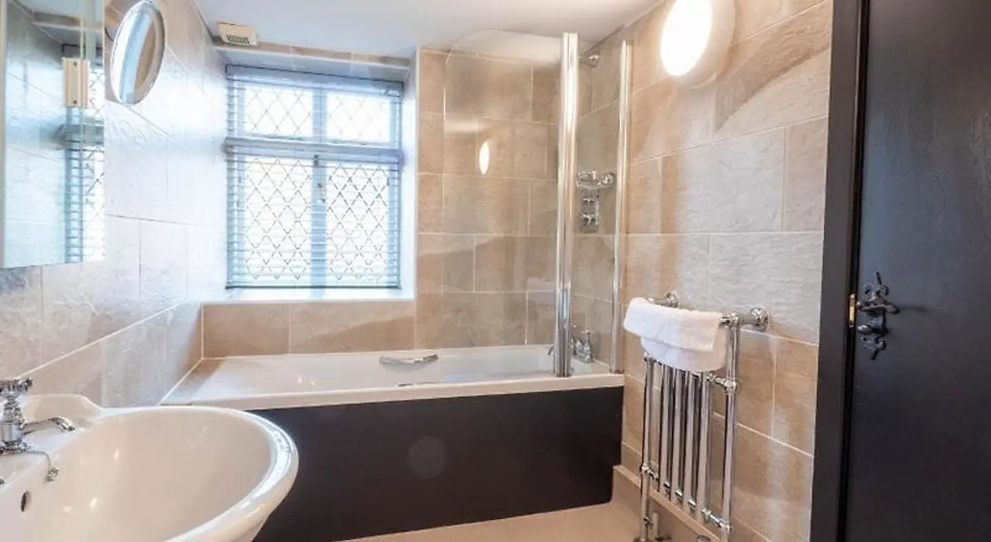The Black Boy Inn Badezimmer
