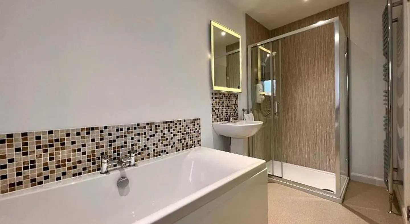 Laichmoray Hotel Badezimmer