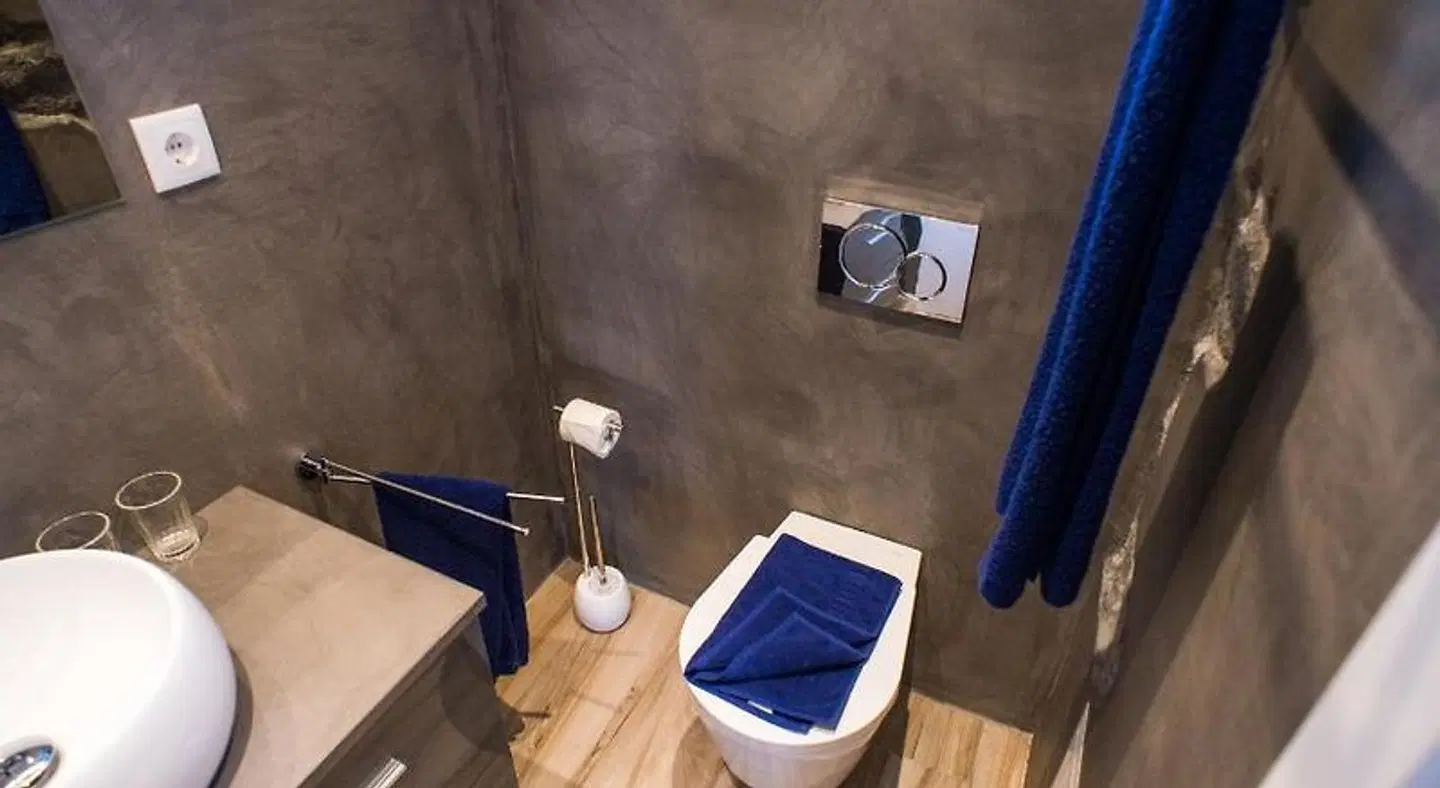 Quinta Golfinho Badezimmer