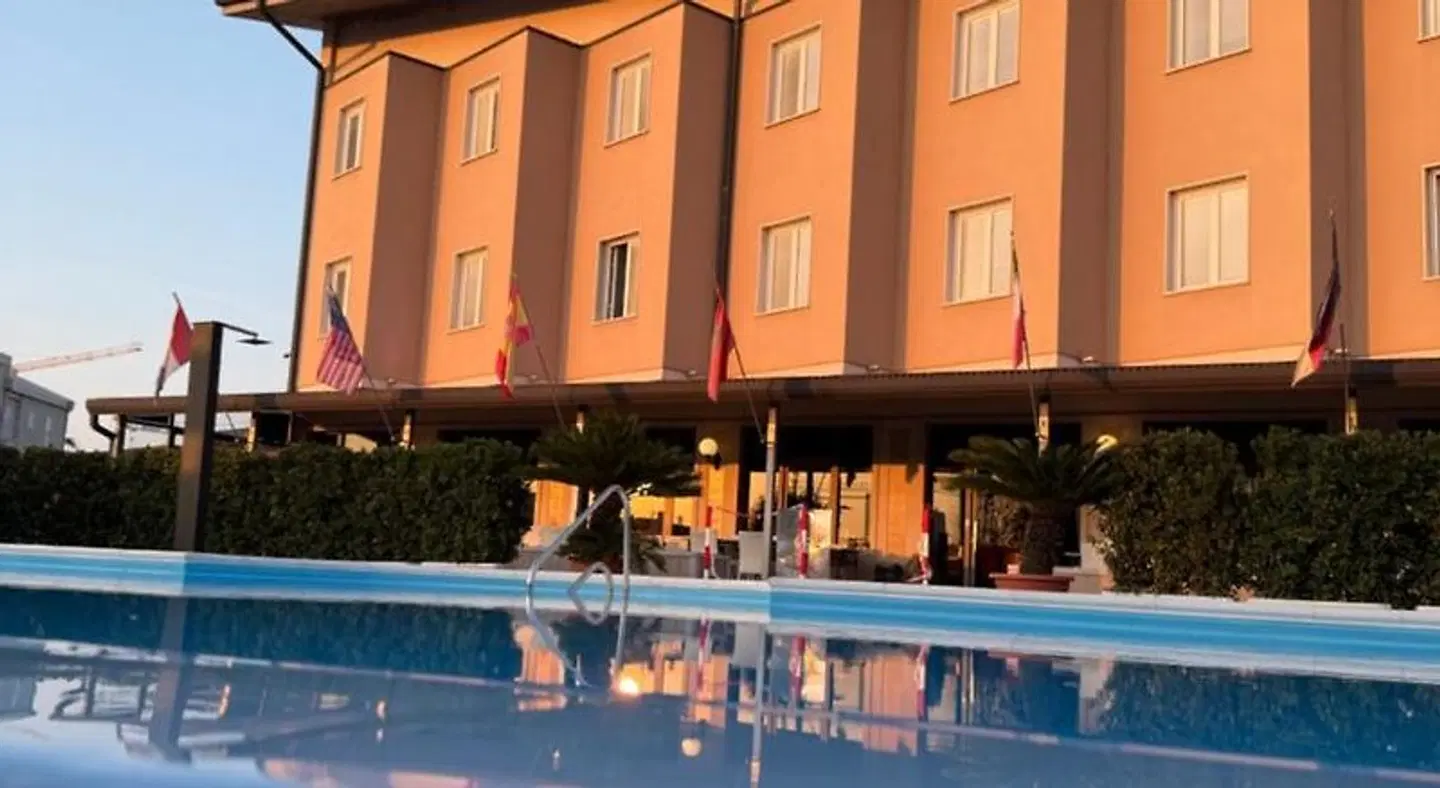 San Benedetto OUTDOOR_POOL