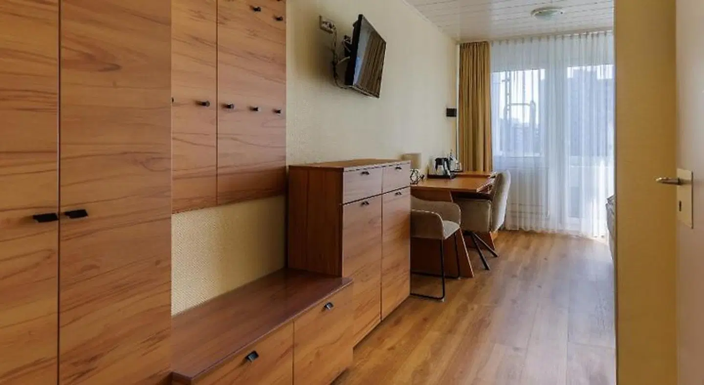 ISG ROOM_EXAMPLE