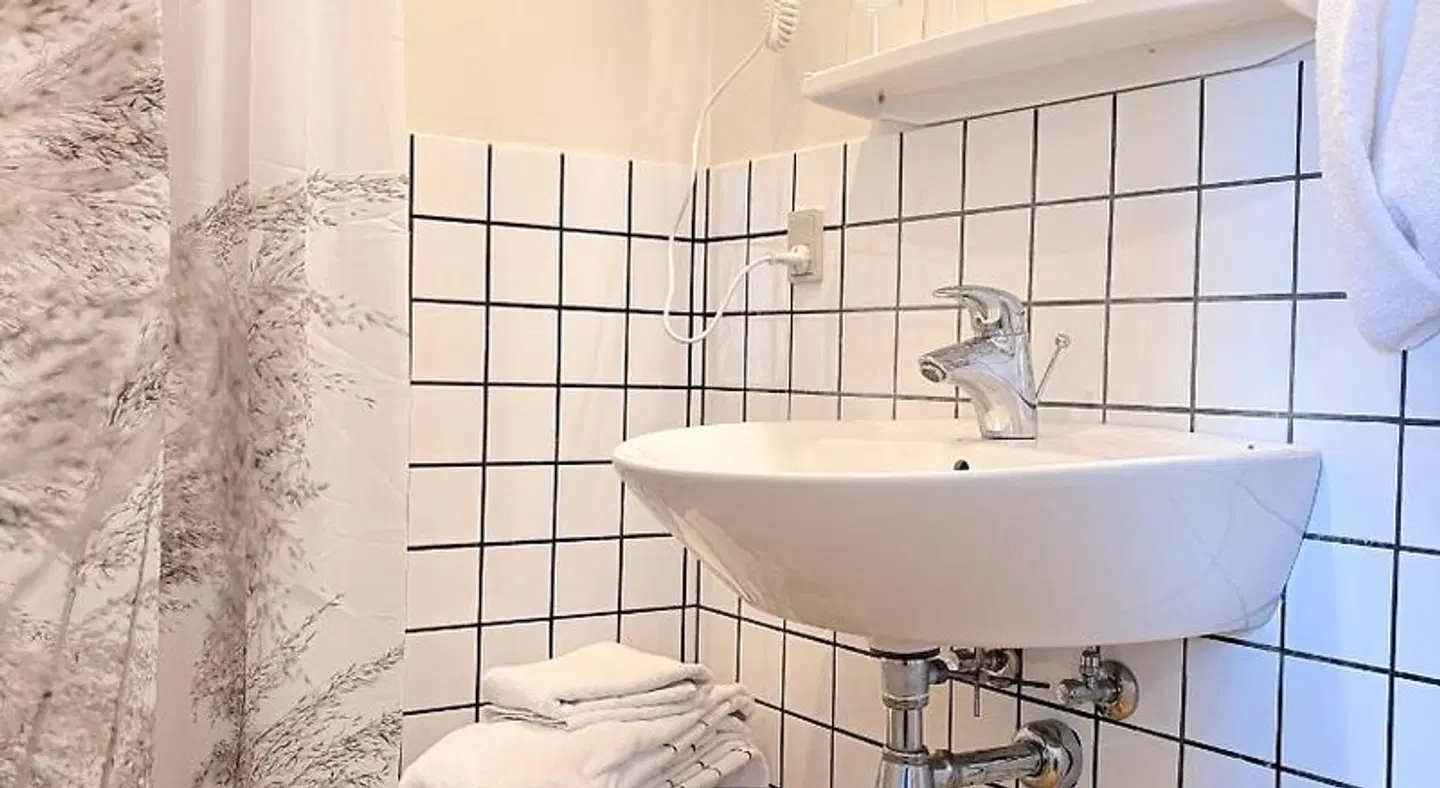 Brødremenighedens Hotel Badezimmer
