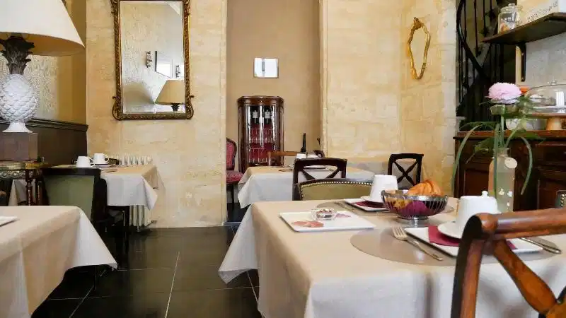 Au Coeur de Bordeaux - Chambres d'hôtes et Cave à vin – Hotelfoto