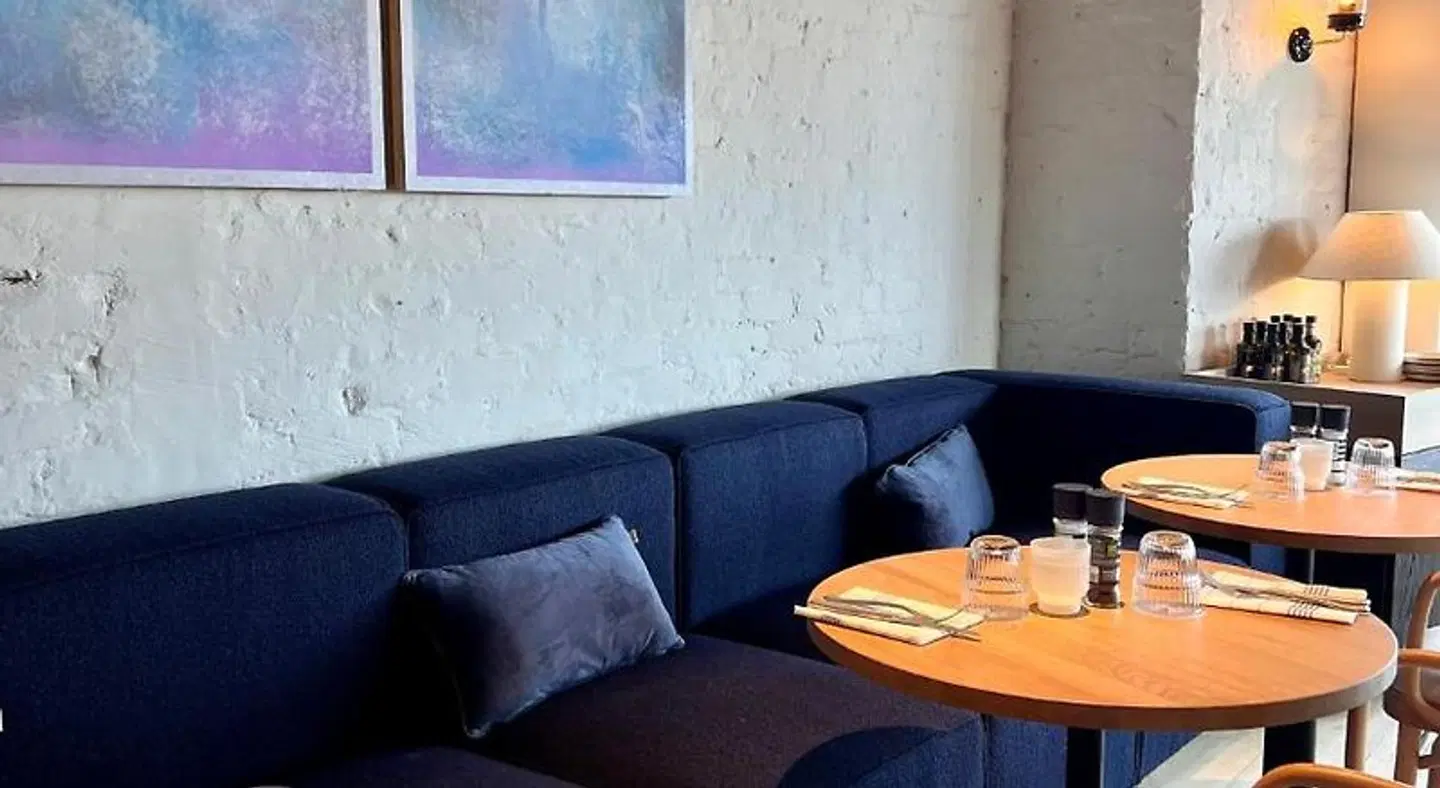 Burlington LOUNGE_LOBBY