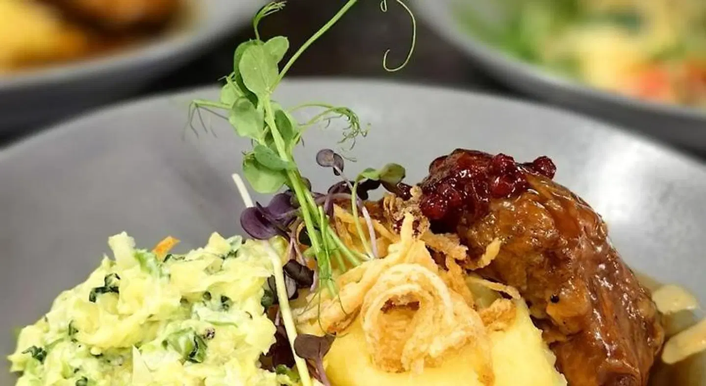 Verst Restaurant